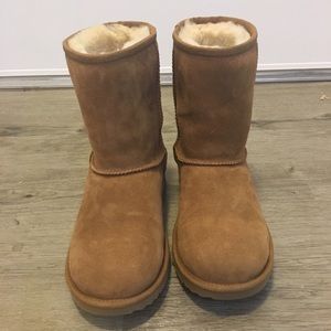 Classic II short ugg boot